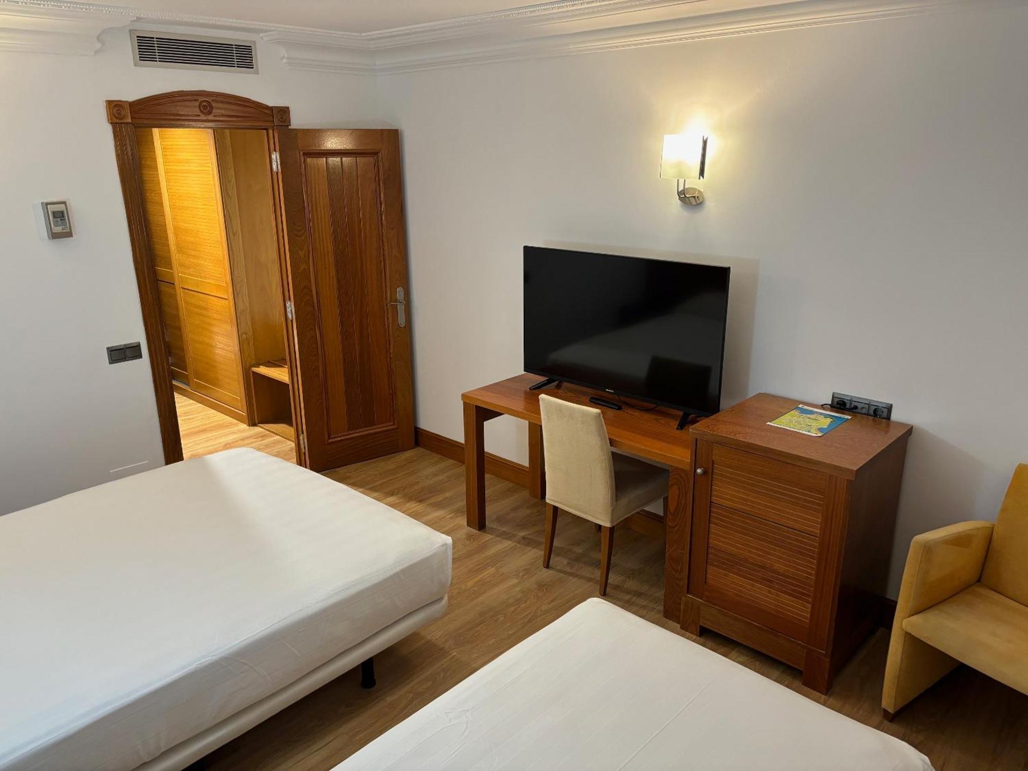 Gran Liber & Playa Golf Hotel Noja
