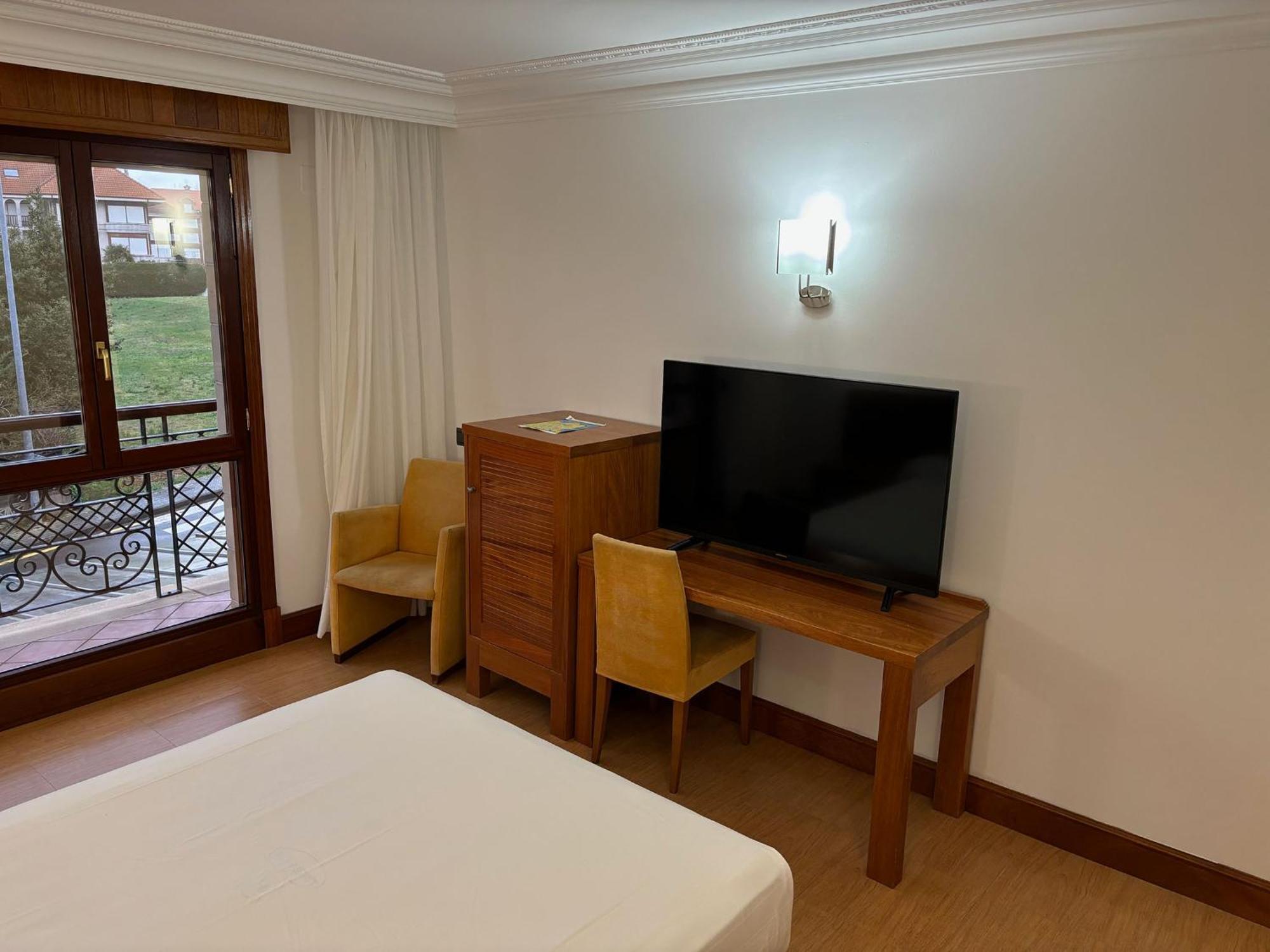 Gran Liber & Playa Golf 4* Noja